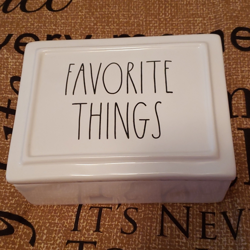 Rae Dunn Trinket Box
